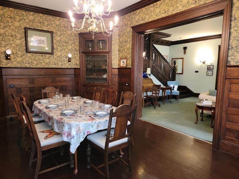 The Kings Throne Inn And Guest House Toledo Esterno foto