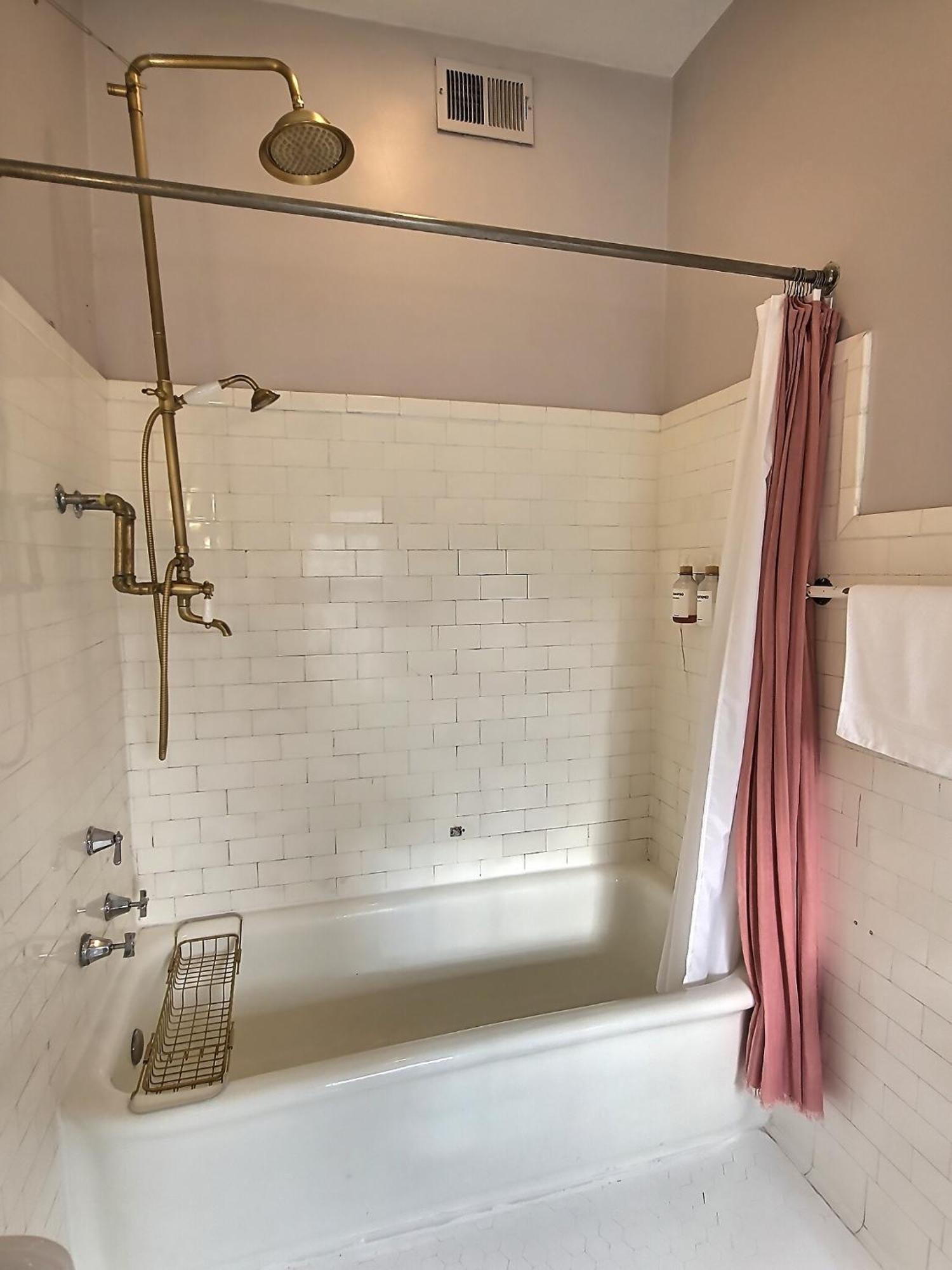 The Kings Throne Inn And Guest House Toledo Esterno foto