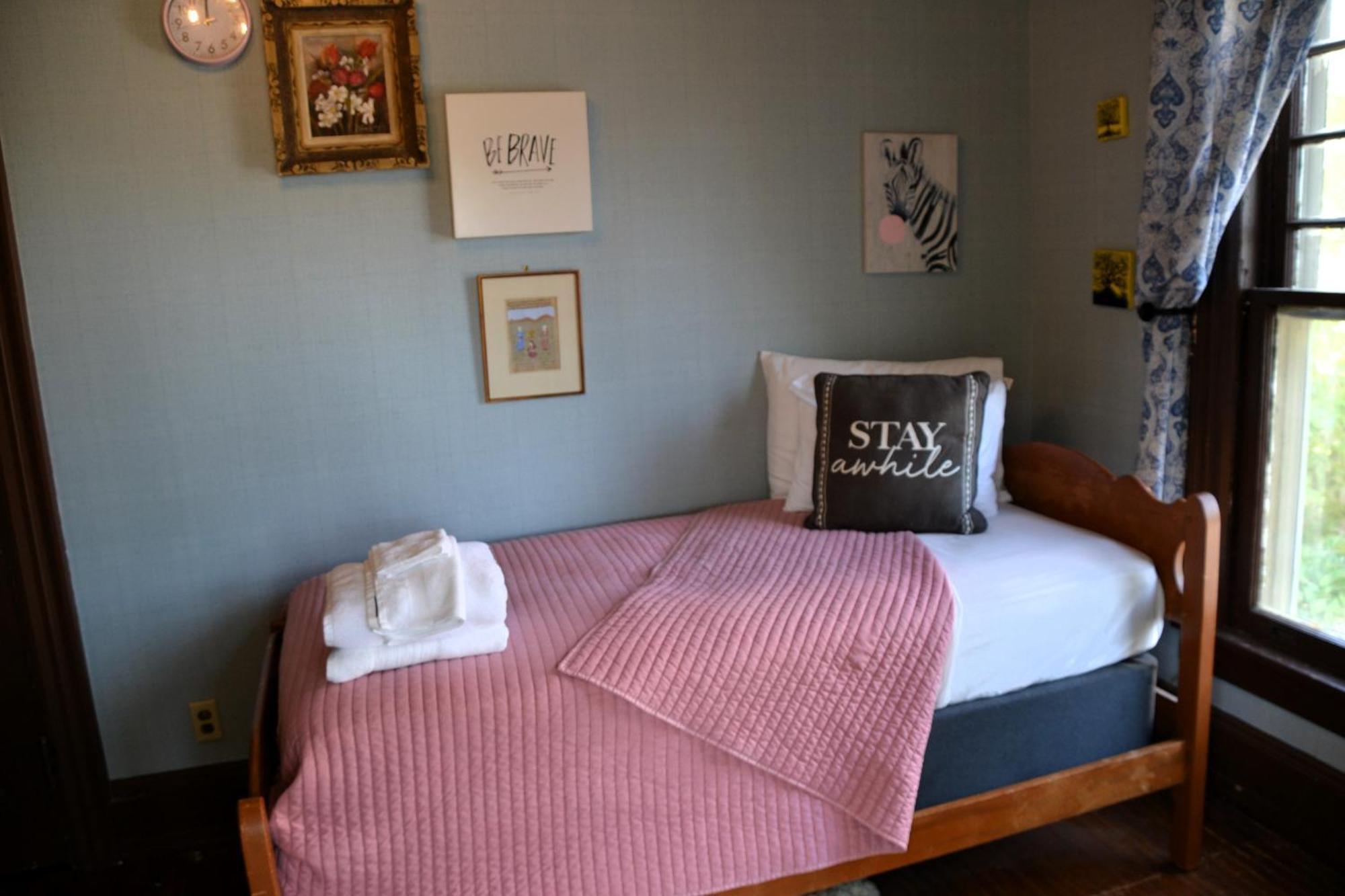 The Kings Throne Inn And Guest House Toledo Esterno foto