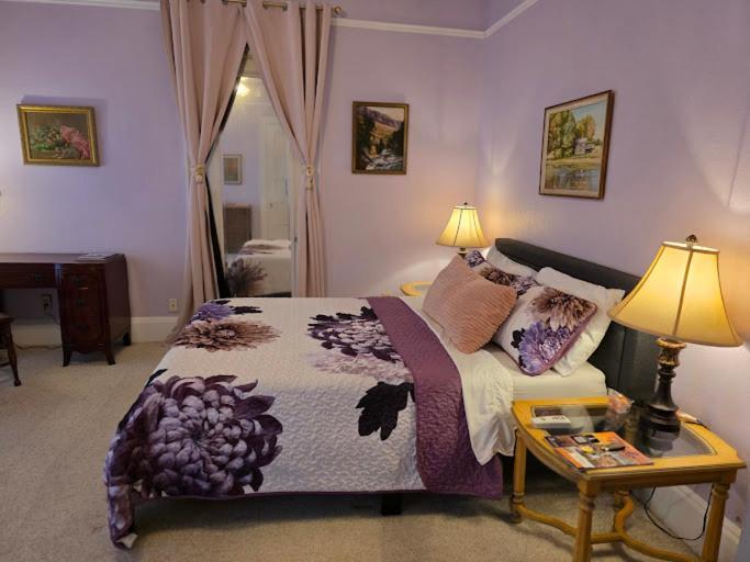 The Kings Throne Inn And Guest House Toledo Esterno foto